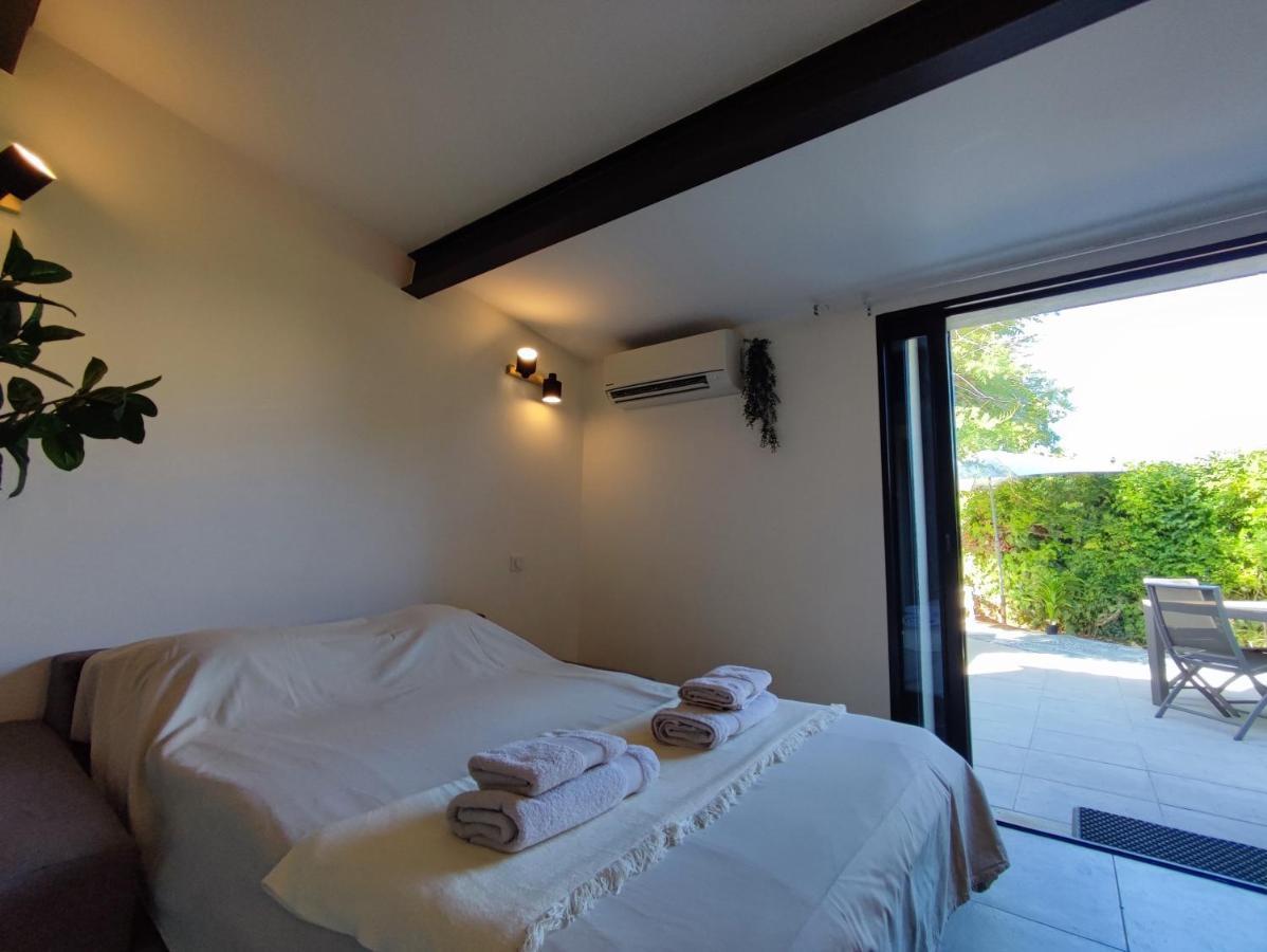 L'Ousto - Studio Avec Magnifique Terrasse A 5 Min De Cassis Roquefort-la-Bédoule Eksteriør bilde