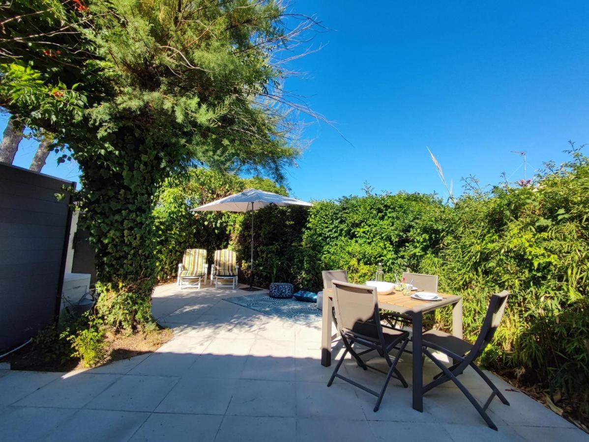 L'Ousto - Studio Avec Magnifique Terrasse A 5 Min De Cassis Roquefort-la-Bédoule Eksteriør bilde